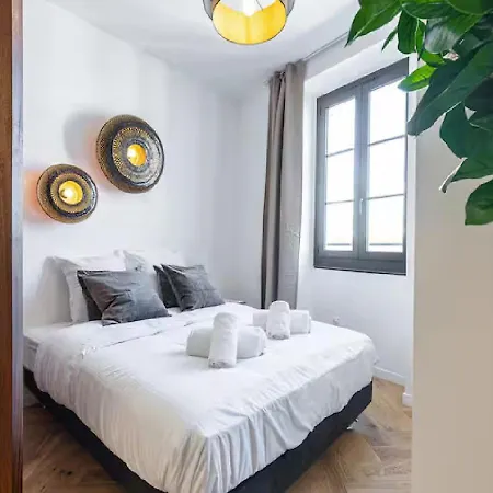 Carre Dor Design Confort And Centralite Apartament *