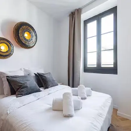 Carre Dor Design Confort And Centralite *