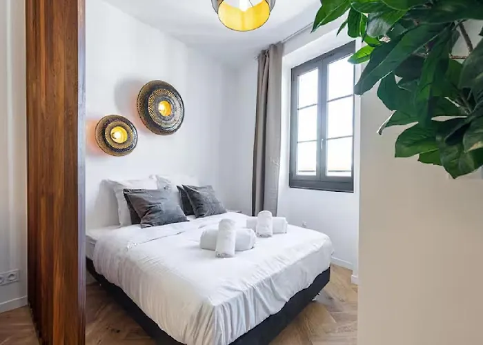 Carre Dor Design Confort And Centralite Apartamento *